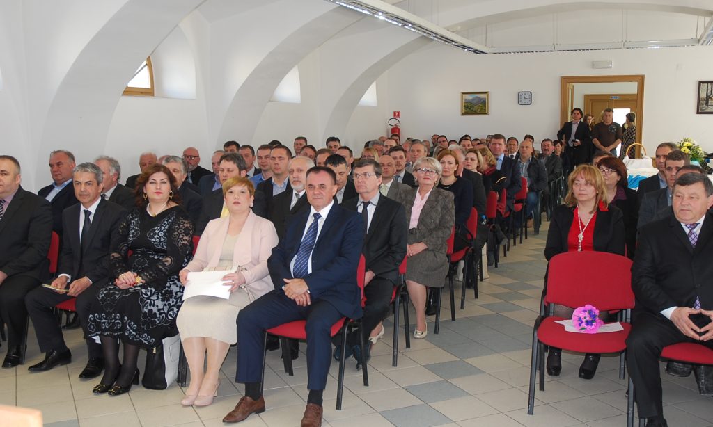 SVEČANA SJEDNICA GRADSKOG VIJEĆA PAKRAC Vrijeme je za optimizam i vjeru u bolju budućnost